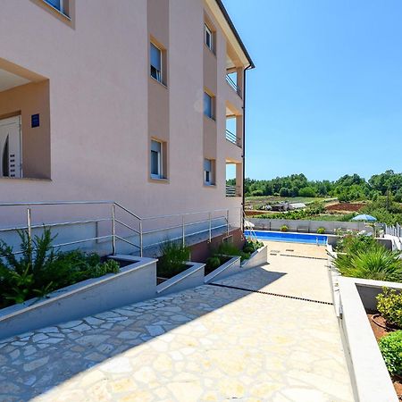 Stancija Amoroso Porec Apartments ภายนอก รูปภาพ