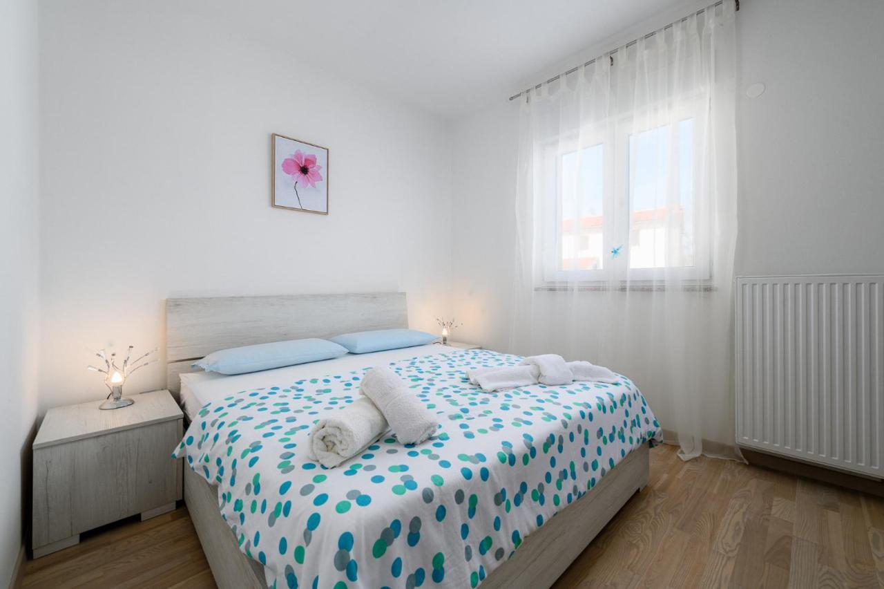 Stancija Amoroso Porec Apartments ภายนอก รูปภาพ