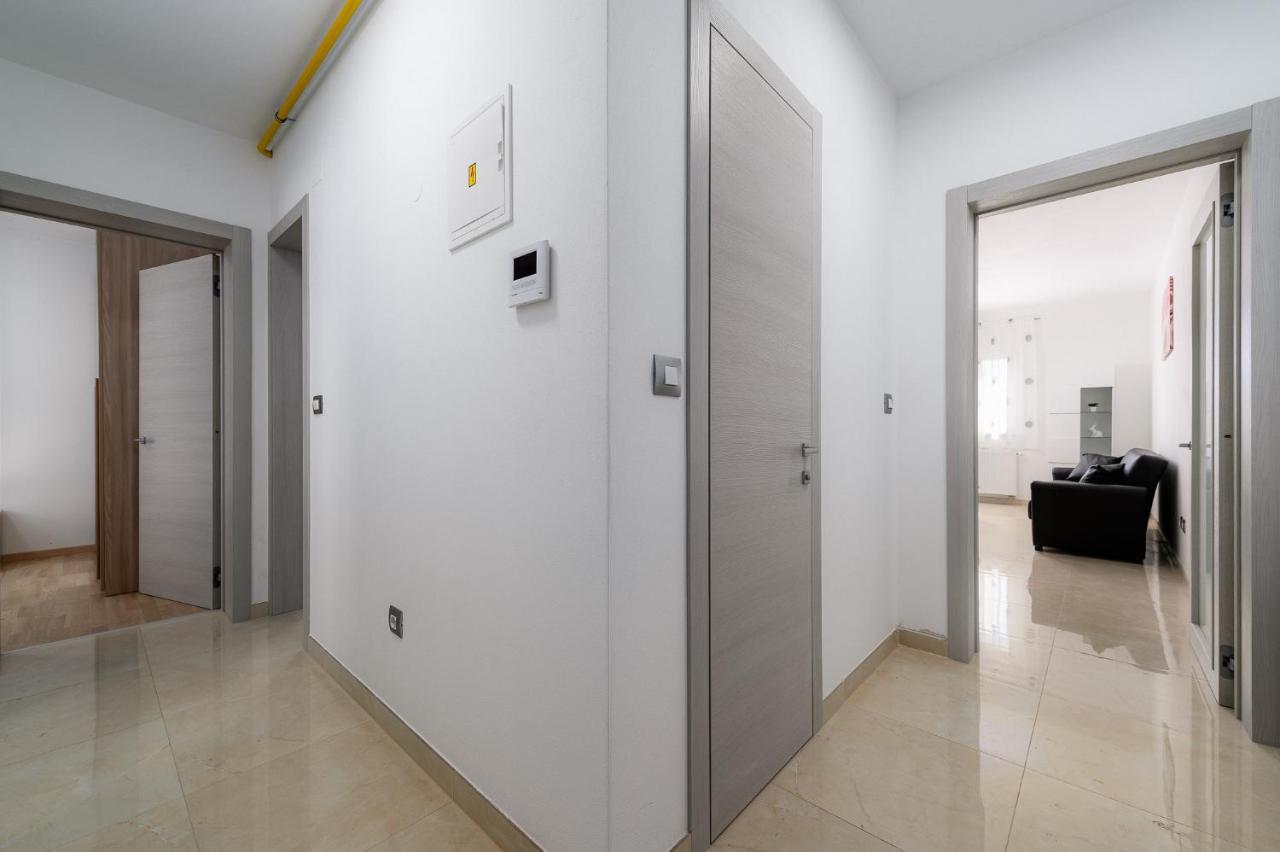Stancija Amoroso Porec Apartments ภายนอก รูปภาพ