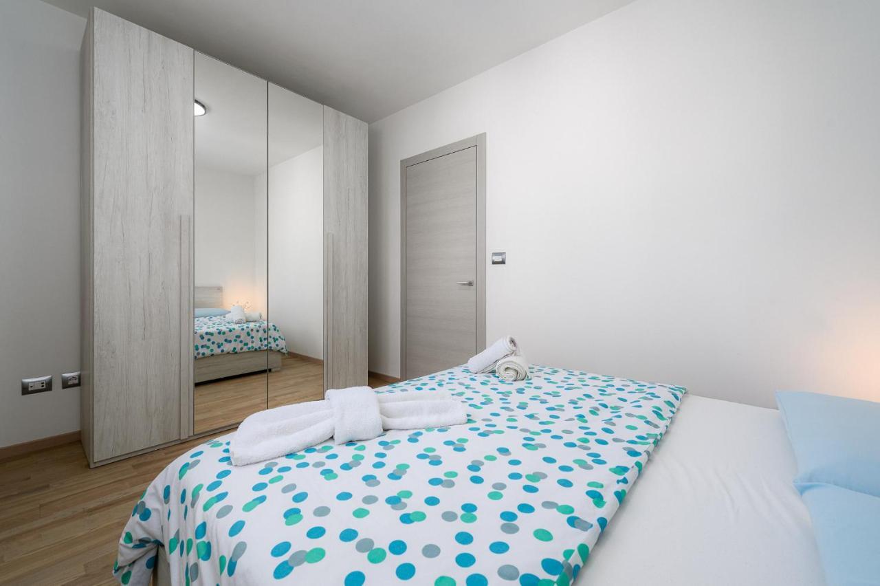 Stancija Amoroso Porec Apartments ภายนอก รูปภาพ